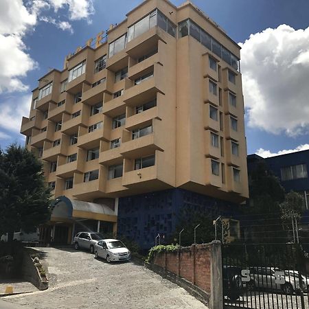 Hotel Savoy Inn Quito Exteriér fotografie